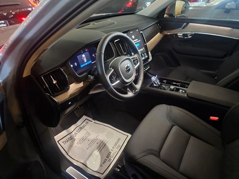 Certified 2026 Volvo XC90 B6 Plus w/ Protection Package AWD/4WD image 15