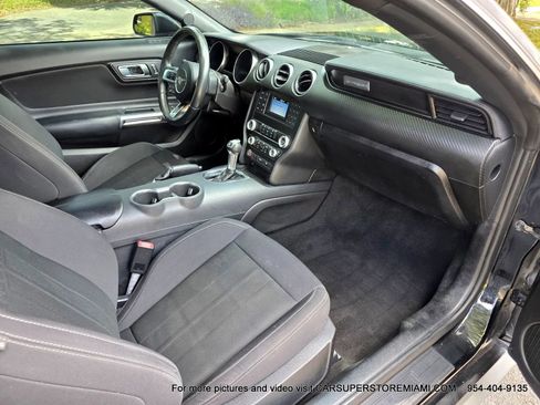 Used 2021 Ford Mustang Coupe RWD image 3