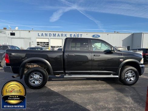 Used 2017 RAM 2500 Tradesman w/ Chrome Appearance Group image 4