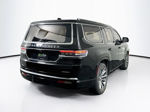 Used 2022 Jeep Grand Wagoneer Series II w/ Premium Group II AWD/4WD image 9