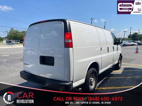 Used 2020 Chevrolet Express 2500 image 7