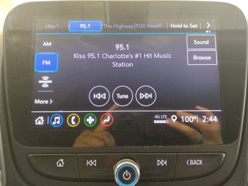 Used 2022 Chevrolet Malibu LT FWD image 25