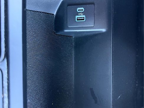 Certified 2022 Ford F150 XLT w/ Equipment Group 302A High image 30