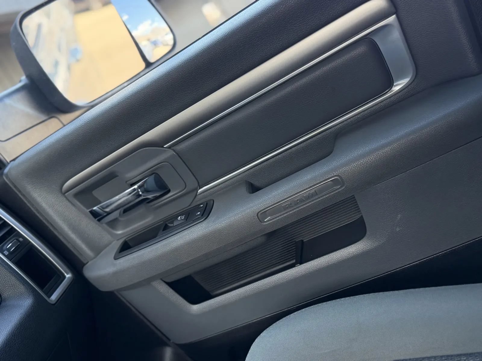 Used 2016 RAM 2500 Big Horn AWD/4WD image 36