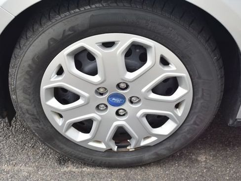 Used 2012 Ford Focus SE FWD image 38