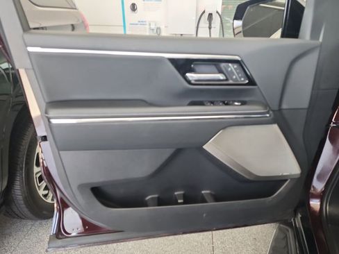 Certified 2025 GMC Sierra EV Denali AWD/4WD image 21