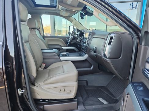Used 2019 Chevrolet Silverado 3500 LTZ w/ Duramax Plus Package image 19