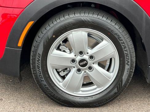 Used 2021 MINI Cooper 2-Door Hardtop w/ Storage Package image 24