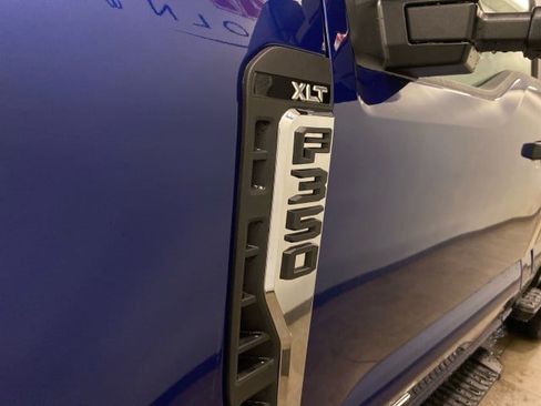 New 2026 Ford F350 XLT w/ FX4 Off-Road Package image 8