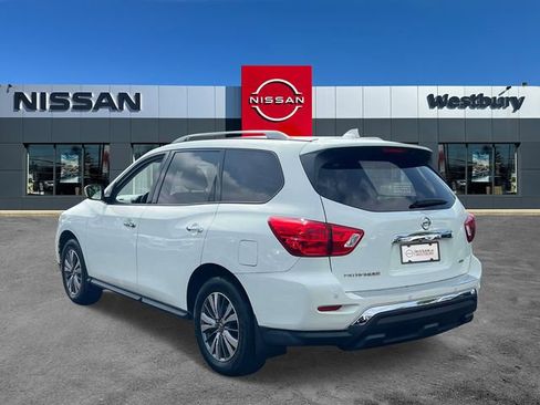 Used 2020 Nissan Pathfinder S AWD/4WD image 8