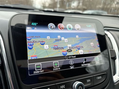 Used 2017 Chevrolet Malibu Premier w/ Premier Sun and Wheel Package image 20