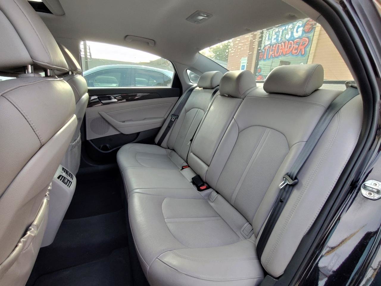 Used 2017 Hyundai Sonata Limited FWD image 31