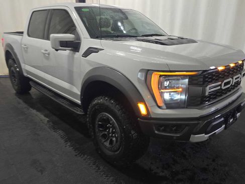 Used 2023 Ford F150 Raptor w/ Raptor Carbon Fibre Package AWD/4WD image 4