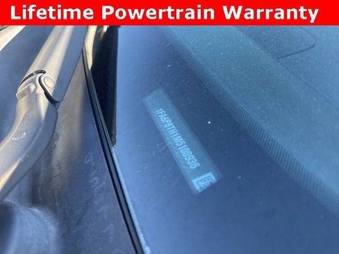 Used 2021 Ford Mustang Premium image 19