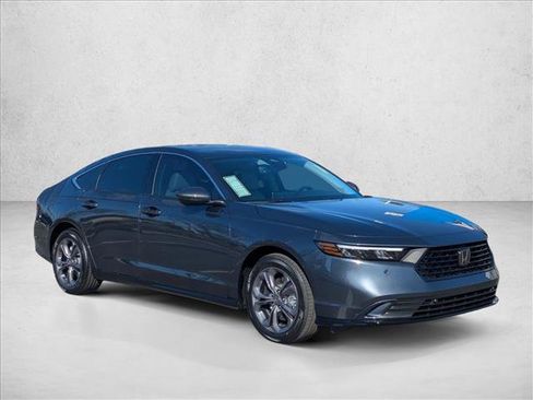 New 2025 Honda Accord EX-L image 6