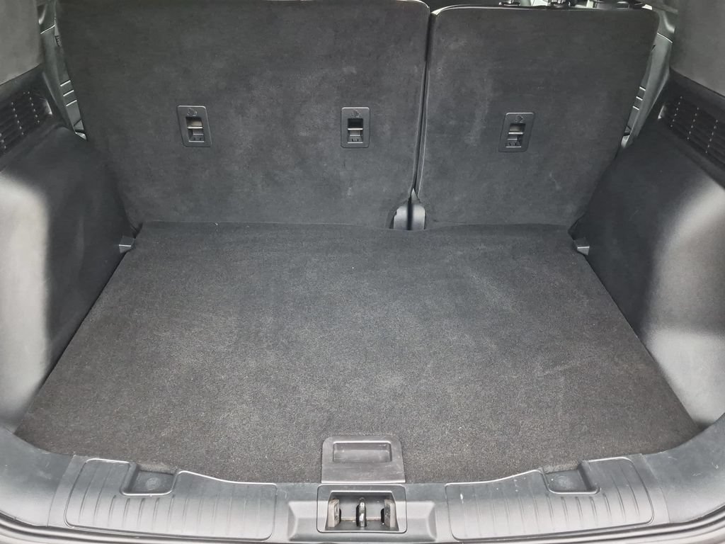 Used 2025 Ford Escape Platinum AWD/4WD image 8