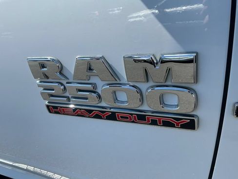 Used 2015 RAM 2500 Tradesman w/ Chrome Appearance Group AWD/4WD image 28