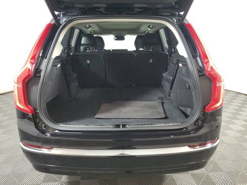 Used 2024 Volvo XC90 B5 Plus AWD/4WD image 11