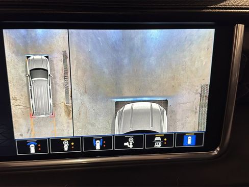 Used 2023 GMC Yukon Denali image 41