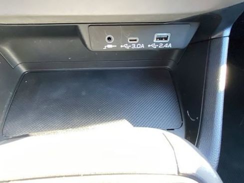 Certified 2024 Subaru Crosstrek 2.0i Premium image 29