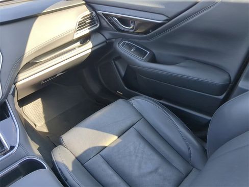 Used 2020 Subaru Outback Limited w/ Popular Package #2 image 15
