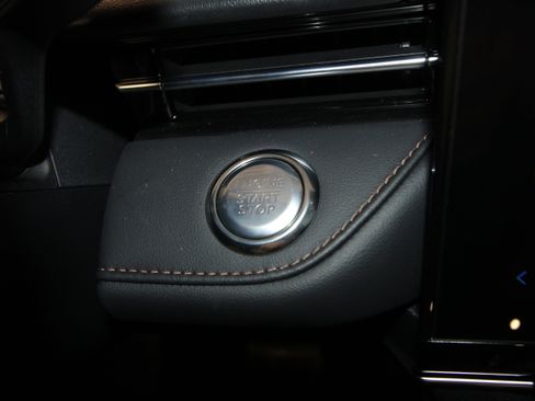 New 2026 Lincoln Nautilus Reserve AWD/4WD image 12