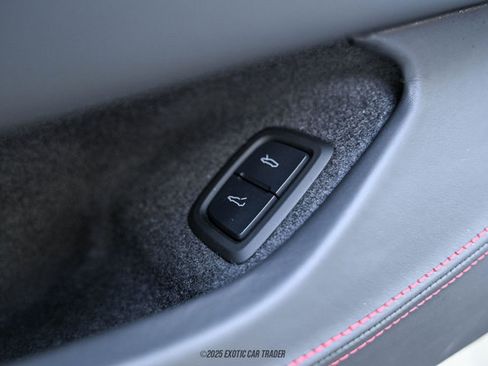 Used 2020 Chevrolet Corvette Stingray Premium Cpe w/ 3LT Preferred Equipment Group image 58