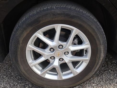 Used 2024 Chevrolet Equinox LT AWD/4WD image 7
