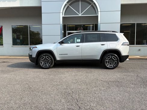 New 2026 Jeep Cherokee Limited AWD/4WD image 2
