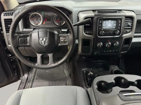 Used 2016 RAM 3500 Tradesman w/ Chrome Appearance Group AWD/4WD image 13