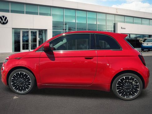 Used 2024 FIAT 500 e (RED) FWD image 8