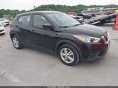 Used 2020 Nissan Kicks S