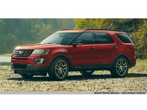 Used 2017 Ford Explorer XLT w/ Equipment Group 202A image 1