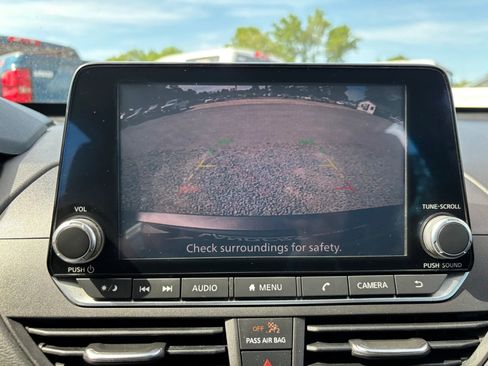 Used 2021 Nissan Altima 2.5 SV image 19