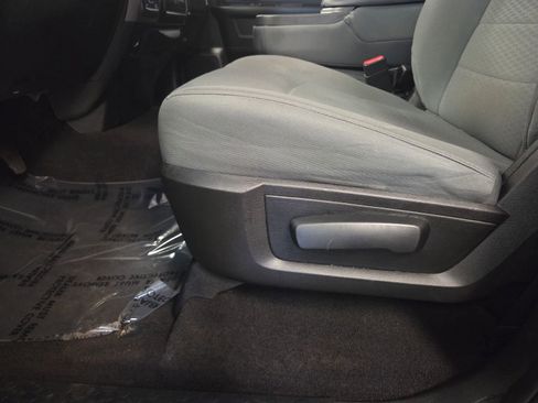 Used 2017 RAM 1500 Express image 22