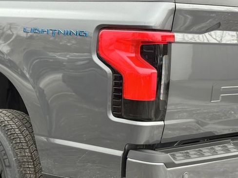 New 2025 Ford F150 Lightning XLT image 7