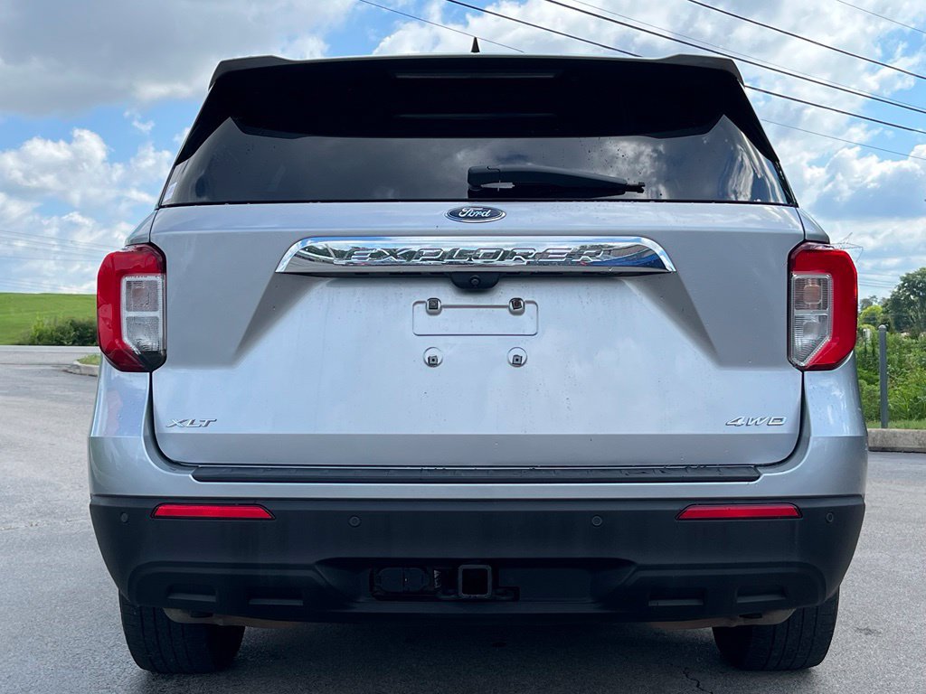 Used 2021 Ford Explorer XLT w/ Class III Trailer Tow Package AWD/4WD image 6