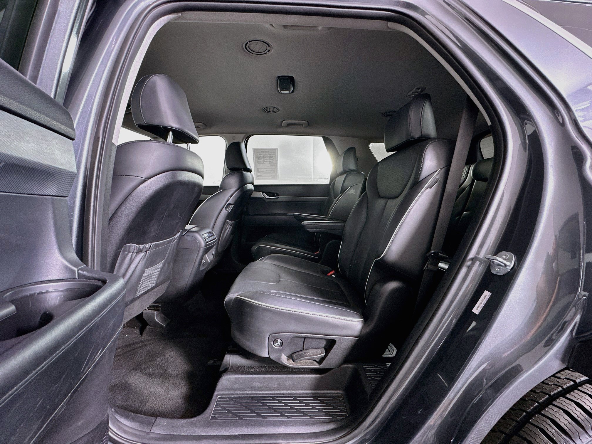 Used 2025 Hyundai Palisade SEL FWD image 29