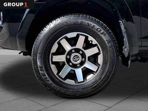 Certified 2024 Toyota 4Runner TRD Off-Road Premium w/ Off Road Premium Plus Package AWD/4WD image 11