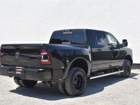 Used 2023 RAM 3500 Laramie AWD/4WD image 5