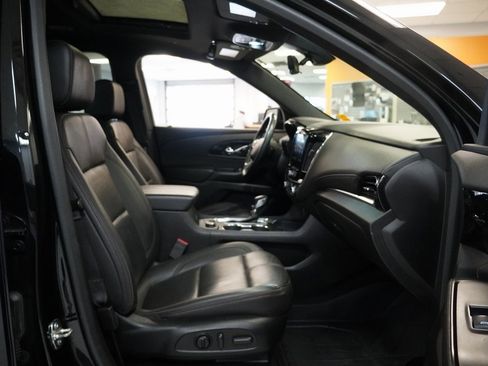 Certified 2023 Chevrolet Traverse RS w/ LPO, Floor Liner Package image 30