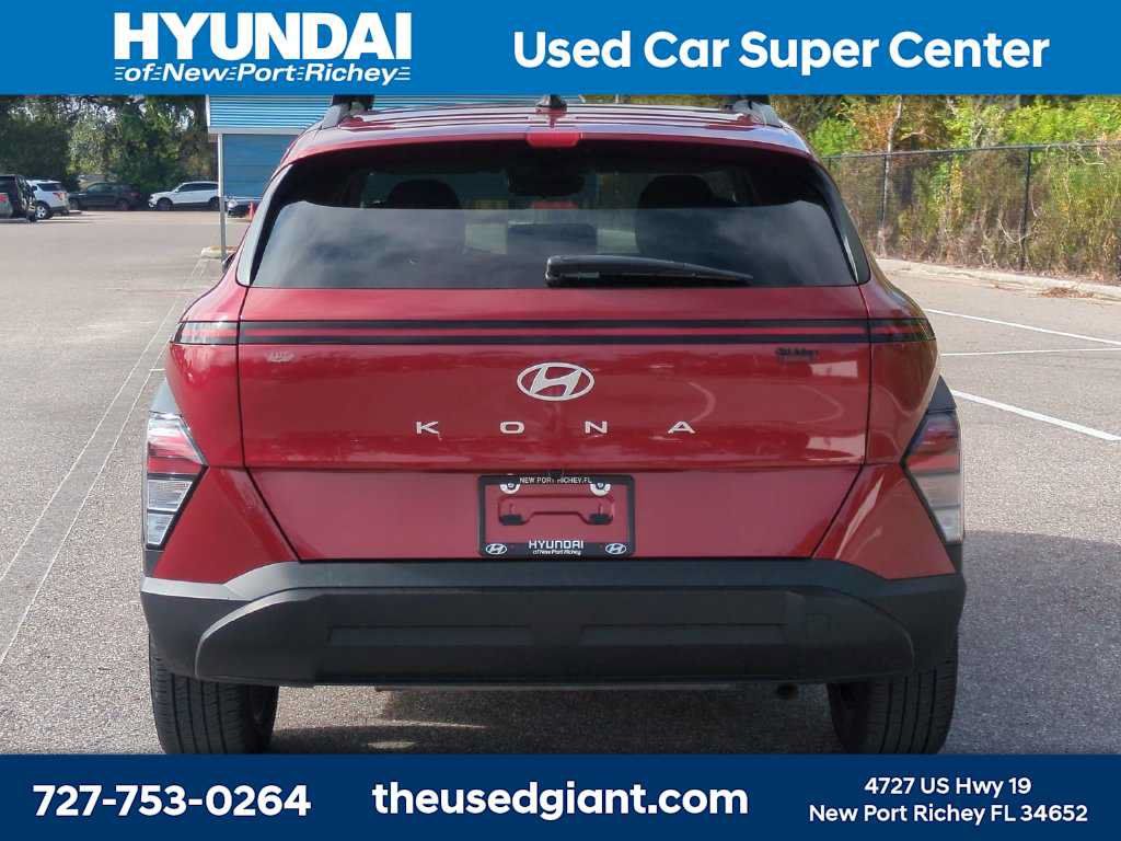 Certified 2024 Hyundai Kona SEL FWD image 4