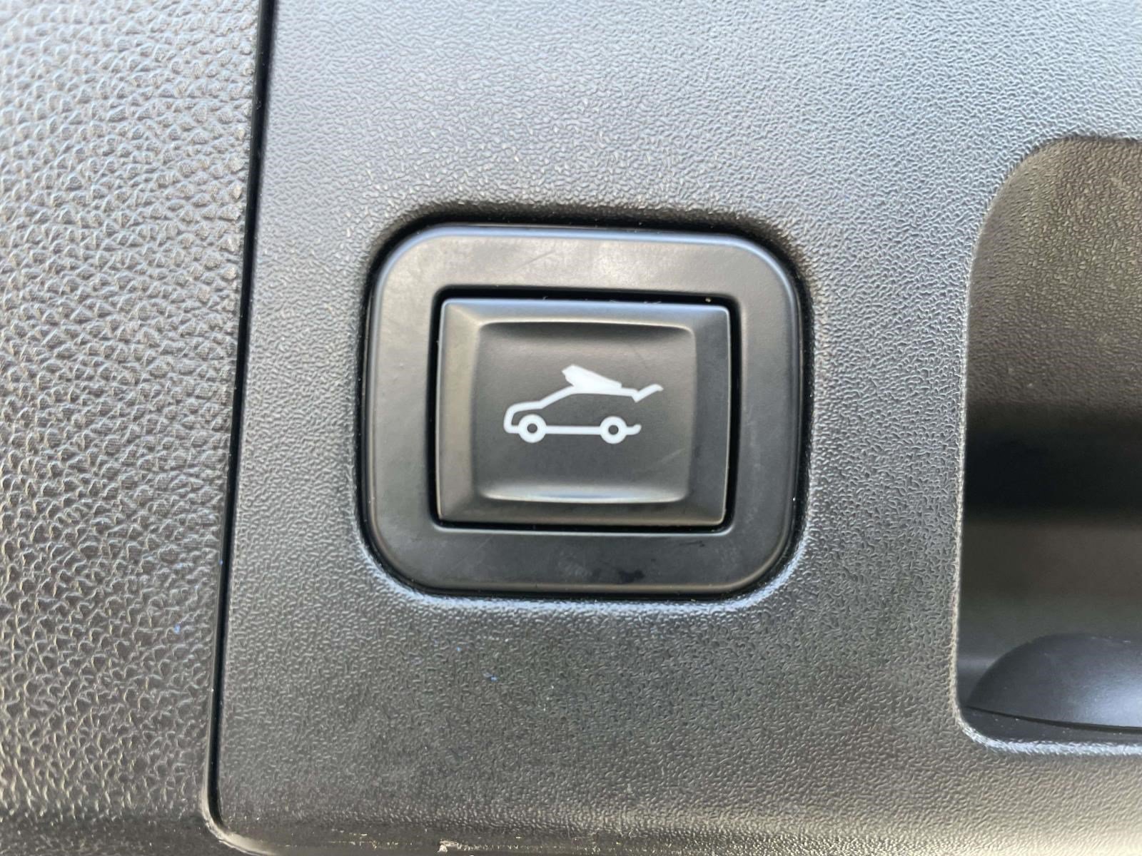 Used 2019 Cadillac XT4 Sport FWD image 9