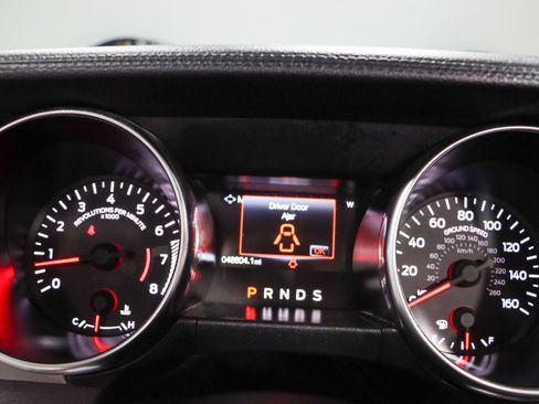 Used 2020 Ford Mustang Premium image 14