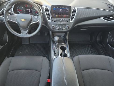 Used 2023 Chevrolet Malibu LT FWD image 13
