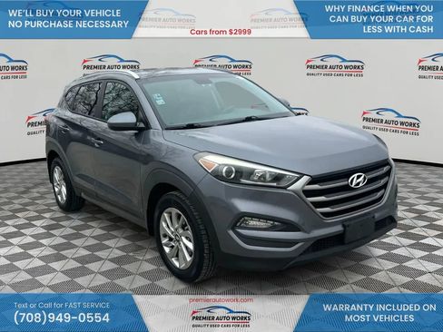 Used 2016 Hyundai Tucson SE w/ Option Group 02 FWD image 3