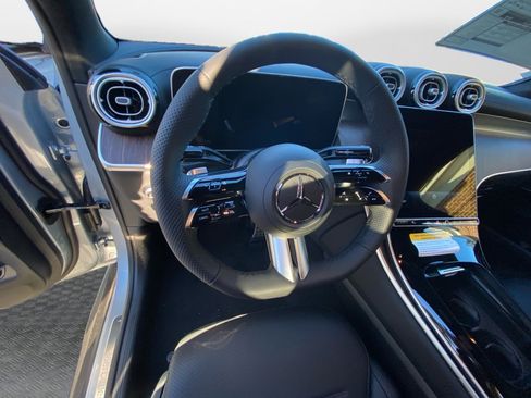 New 2026 Mercedes-Benz GLC 300 4MATIC Coupe image 10