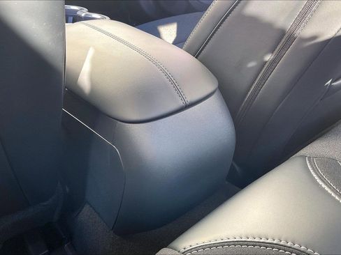 Used 2025 Ford Mustang GT image 39