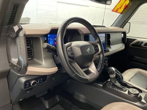 Used 2024 Ford Bronco Wildtrak AWD/4WD image 11