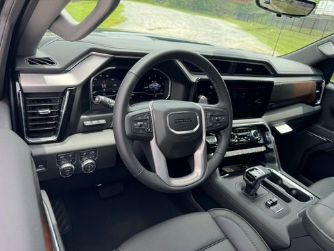 New 2025 GMC Sierra 1500 Denali w/ Denali Reserve Package image 3